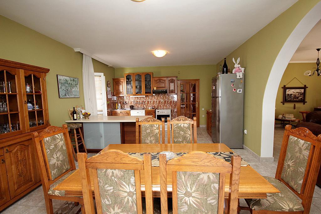 Apartmani Stari Grad Sutomore Zimmer foto