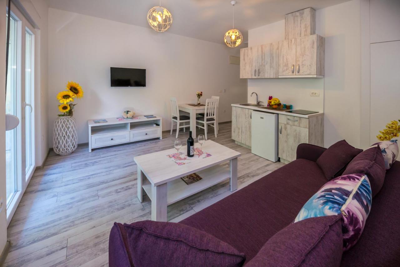 Apartmani Stari Grad Sutomore Exterior foto